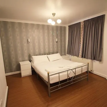 Flexistay Tulsi Otel
