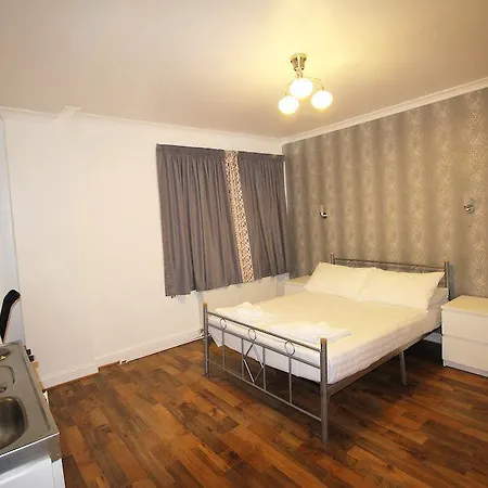 Flexistay Tulsi 3* Croydon