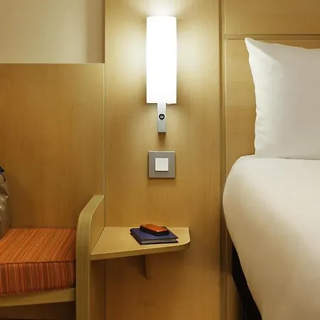 Ibis Docklands Canary Wharf Hotel Londres