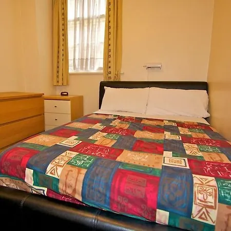Hadleigh 3* London