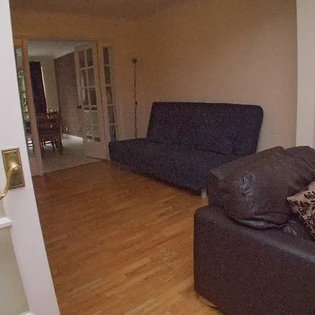Apartment Sutton Place Croydon