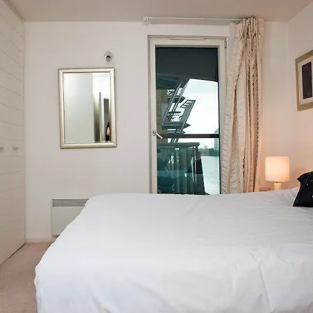 Hotel Seacon Tower Serviced Apartments 4*