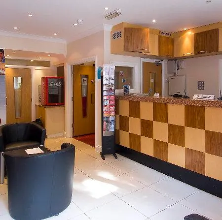 Otel Comfort & Kings Cross St. Pancras 4*