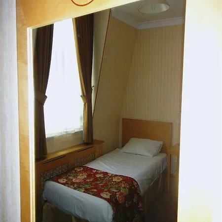 Troy 3* Londýn