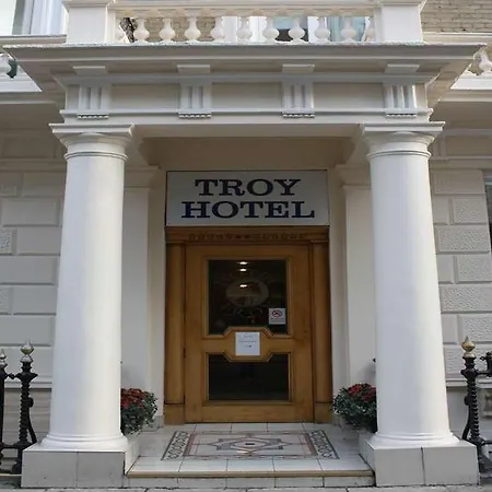 Troy 3* Londýn