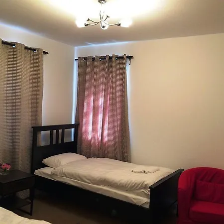 Globe City Apartment