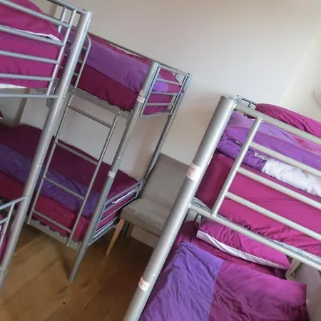 4 Star Piccadilly Hotel 2*