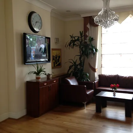 Camden Belmont Hotel 3*
