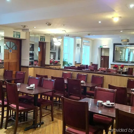 Linden House Отель 3*