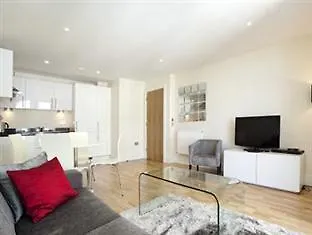 Lanterns Court By Bridgestreet * Londra