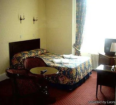 Rose Court Hotel