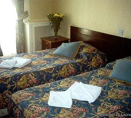 Rose Court 3* Londyn