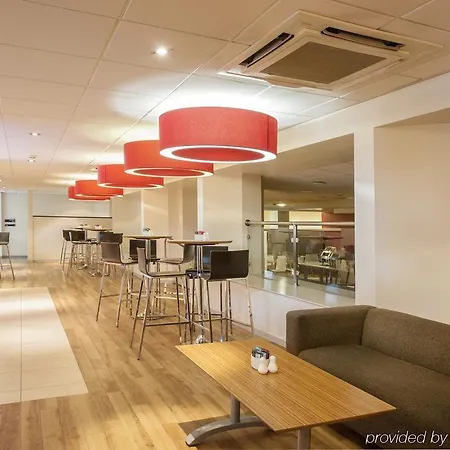 Travelodge Covent Garden Отель 2*