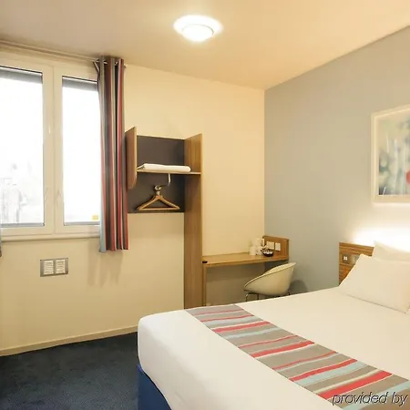 Travelodge Covent Garden 2*