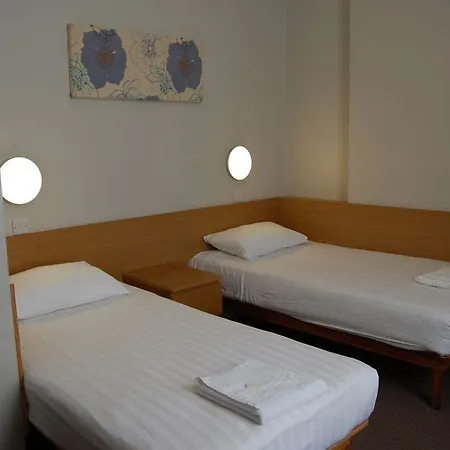 Lords Hotel