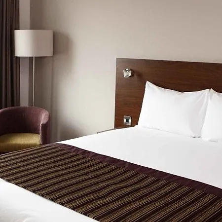 Leonardo London Hotel 4*