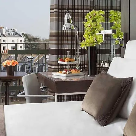 Jumeirah Lowndes Hotel