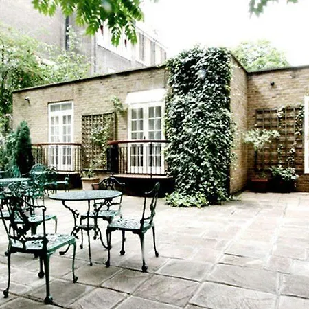 Hotel Grange Blooms London