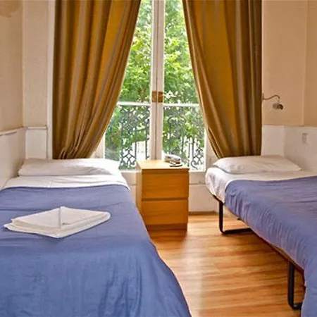 Hotel New Dawn 2*