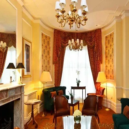Hotel The Colonnade