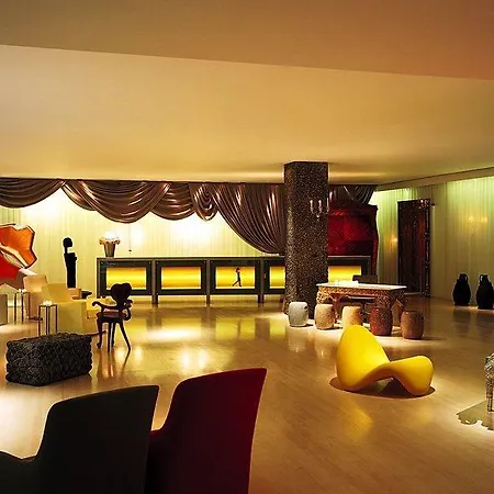 Ξενοδοχείο Sanderson 5*