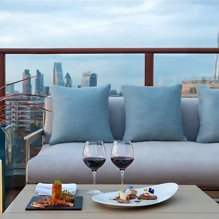 Hotel H10 Waterloo