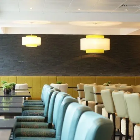 Hotel Express Stratford By Ihg