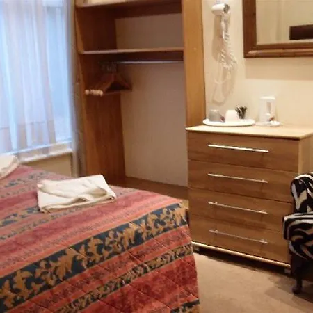 Hotell 65 London