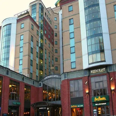 Hotel Stamford Bridge 4*