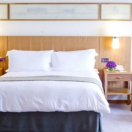 Hotel Canary Riverside Plaza 5*