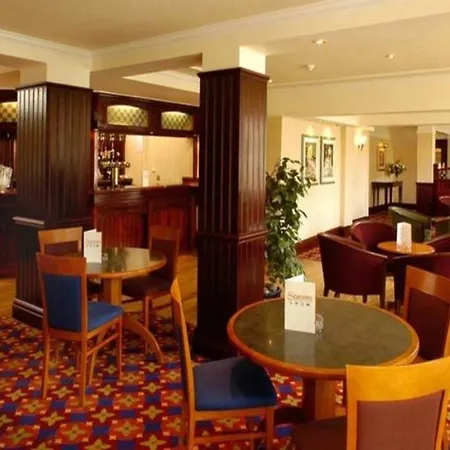 Szálloda Comfort Harrow 3*