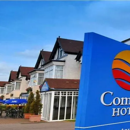 호텔 Comfort Harrow 3*