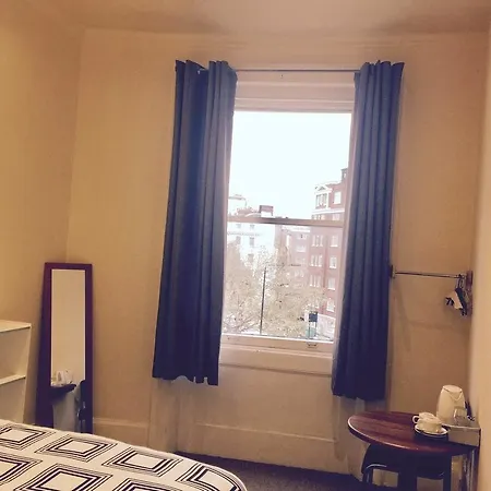 Central London Budget Hotel