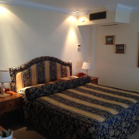 Hotel Troy
