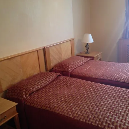 Hotel Troy 3*