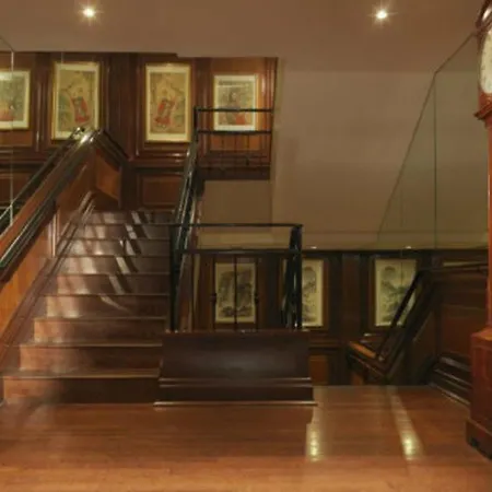 Hotel Radisson Blu Hotel, Bond Street 4*