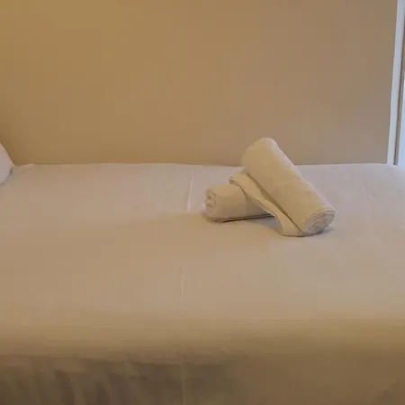 Hotel View Stratford 2*