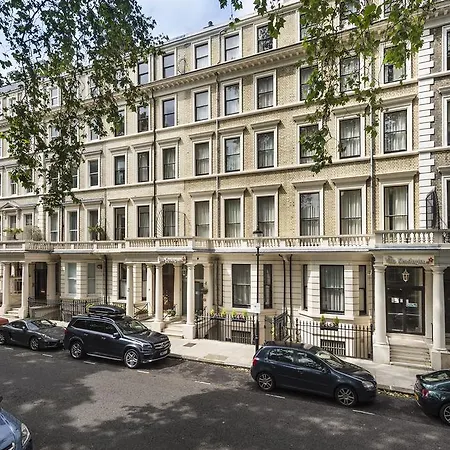 The Kensington Szálloda 3*