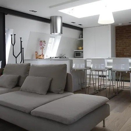 Magical Urban Retreat
