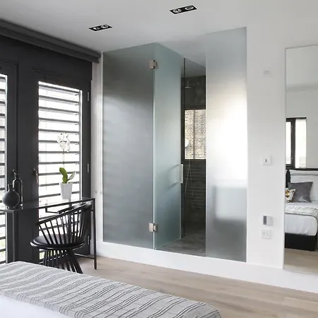 Magical Urban Retreat Apartment *