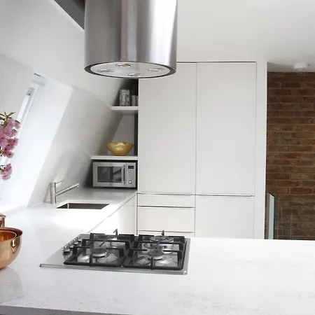 Magical Urban Retreat * London