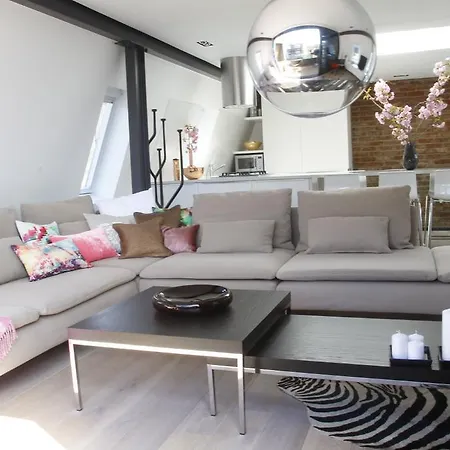 Magical Urban Retreat * London