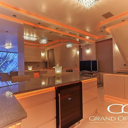 Apartment James Bond Style Penthouse London