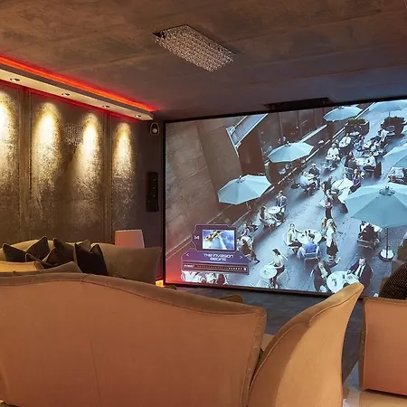 James Bond Style Penthouse *