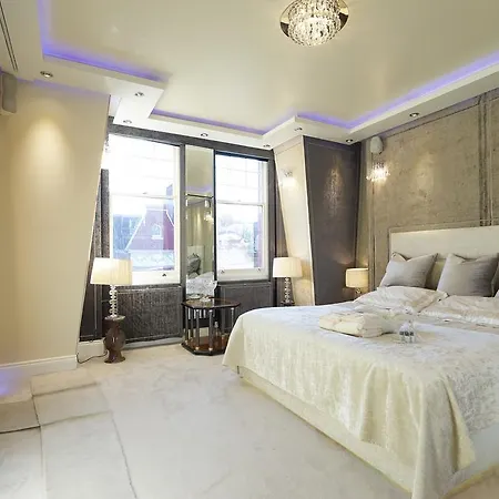James Bond Style Penthouse *