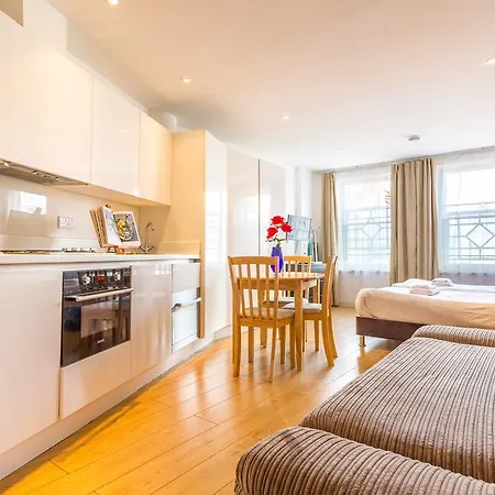 My Piccadilly Circus Apartment London