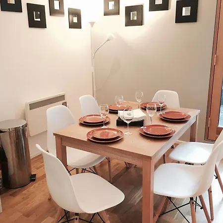 2 Bed Cozy Apartment In Euston Station Free Wifi *