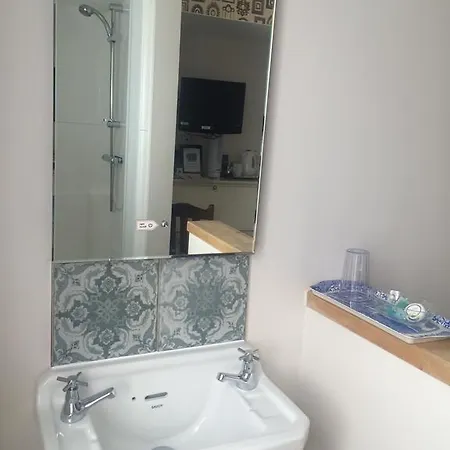 ホテル クレセント