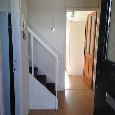 Chapman Street Guest house London