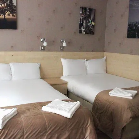 Tony's House Hotel 2*